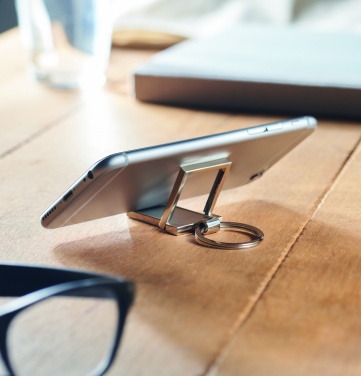 Logotrade reklaamkingitused pilt: Metallist võtmehoidja telefonialus Seinäjoki